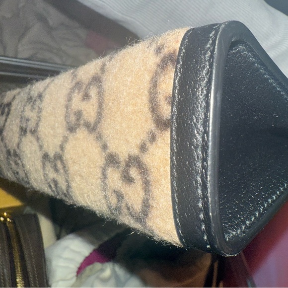 Gucci zipped pouch GG wool - Picture 12 of 16